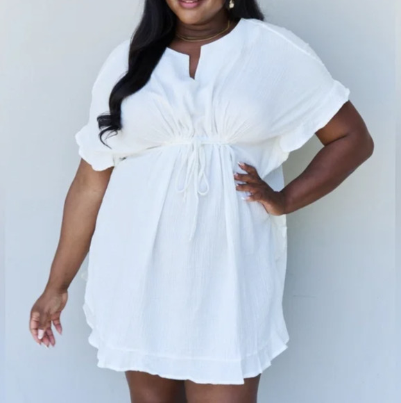 White Short Sleeve Mini Dresses